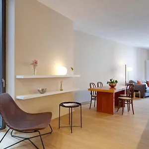 https://flateli-rei-marti-1.topcostabravahotels.com